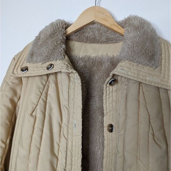 Vintage Channel Quilted Sherpa Lined Jacket Khaki Neutral - Picture 6 of 16